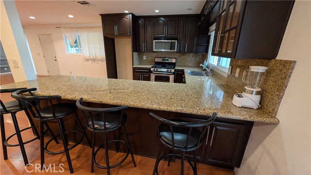 Image 10 of 50 For 13319 Magnolia