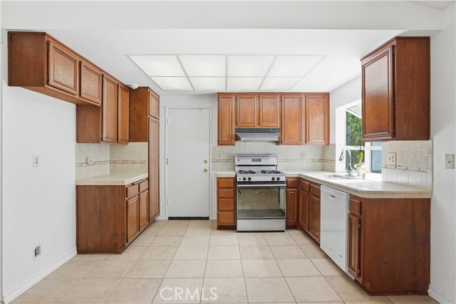 Detail Gallery Image 10 of 19 For 32367 Mustang, Castaic,  CA 91384 - 2 Beds | 2 Baths