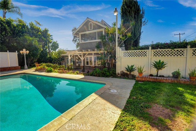 Detail Gallery Image 32 of 33 For 245 W Scenic Dr, Monrovia,  CA 91016 - 3 Beds | 3 Baths