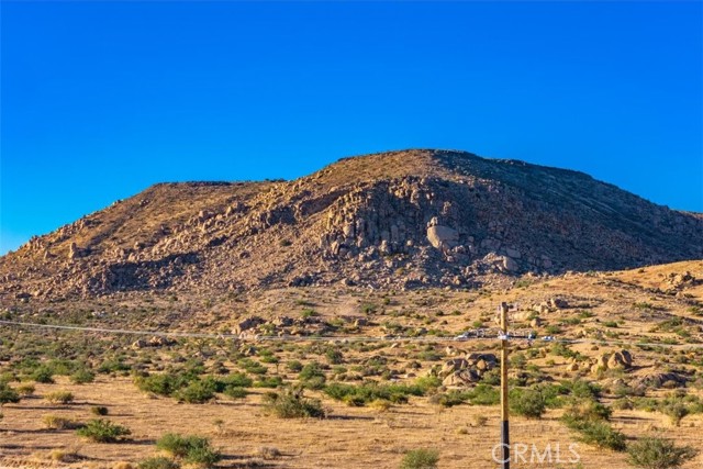 Detail Gallery Image 8 of 15 For 1 Pipes Canyon Road, Pioneertown,  CA 92268 - – Beds | – Baths