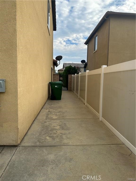 13165 Samilin Circle, Eastvale CA: https://media.crmls.org/medias/232cddab-8804-4591-881f-7ad9a15361c5.jpg