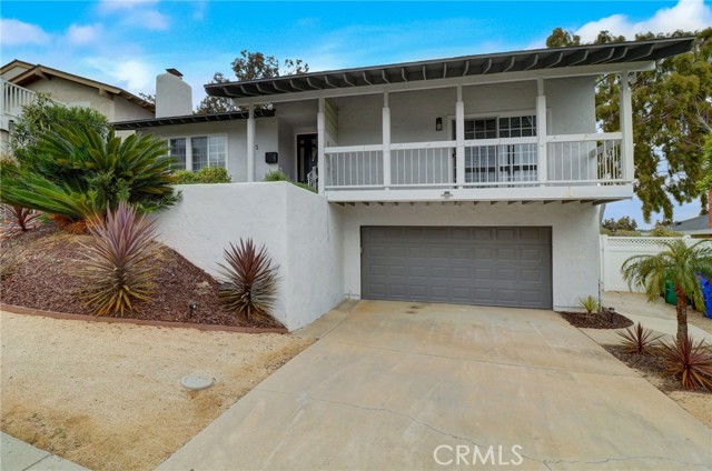 Detail Gallery Image 1 of 41 For 5453 Bloch St, San Diego,  CA 92122 - 3 Beds | 2/1 Baths