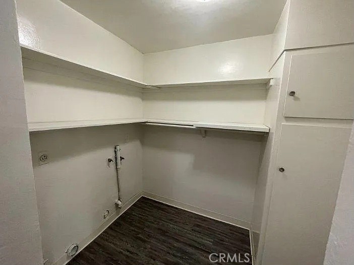 https://media.crmls.org/medias/232cf459-3c0c-4770-b0e3-49a8e6d9257c.jpg?preset=X-Large