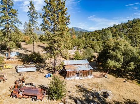 Detail Gallery Image 24 of 54 For 4816 Stumpfield Mountain Rd, Mariposa,  CA 95338 - 2 Beds | 2 Baths