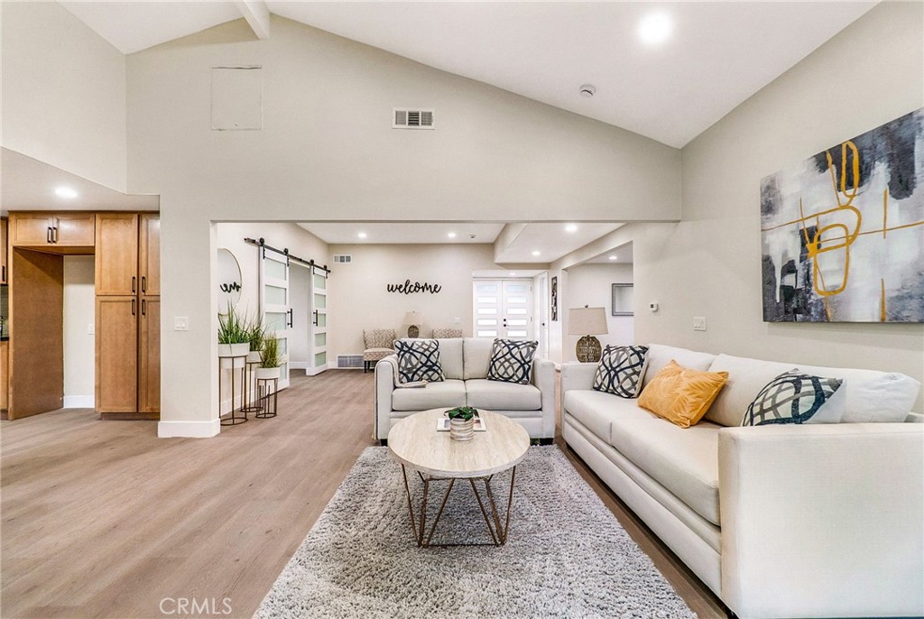 MLS #OC25260184 image #40