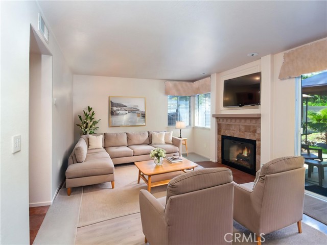 Detail Gallery Image 17 of 46 For 41768 via El Greco, Temecula,  CA 92592 - 3 Beds | 2/1 Baths