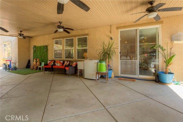 Detail Gallery Image 31 of 34 For 977 Saltbush, Hemet,  CA 92545 - 5 Beds | 2/1 Baths