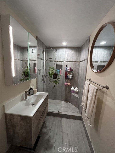 2037 S Coast, Laguna Beach CA: https://media.crmls.org/medias/23309204-aaa7-4d33-bca1-a433614af5db.jpg