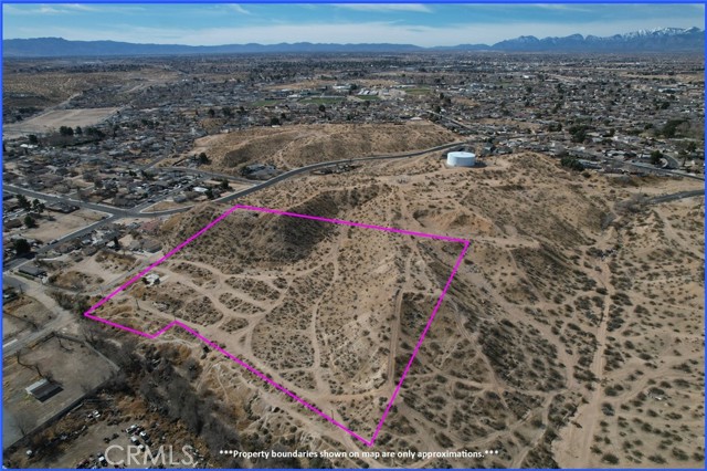 15580 1st Street, Victorville CA: https://media.crmls.org/medias/2330d3d5-3898-4c29-870c-563fc17ad8f4.jpg