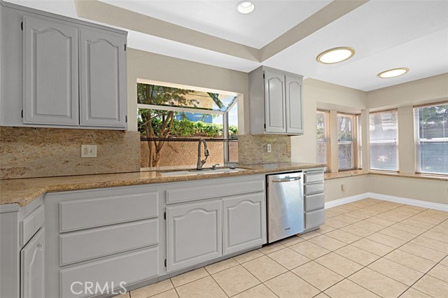 Detail Gallery Image 3 of 23 For 3386 Montagne Way, Thousand Oaks,  CA 91362 - 4 Beds | 2/1 Baths