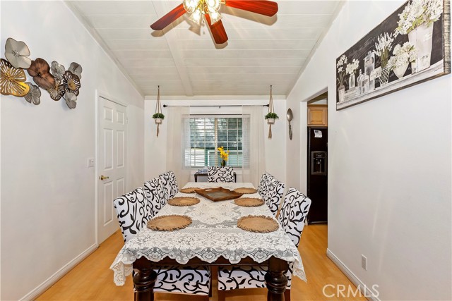 Detail Gallery Image 12 of 25 For 329 E Sherwood Bld, Big Bear City,  CA 92314 - 3 Beds | 2 Baths