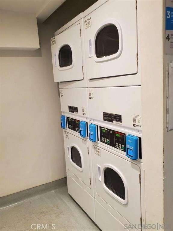 1775 Diamond Street, San Diego CA: https://media.crmls.org/medias/2333a1c0-3505-471b-bd69-8810801eacc5.jpg