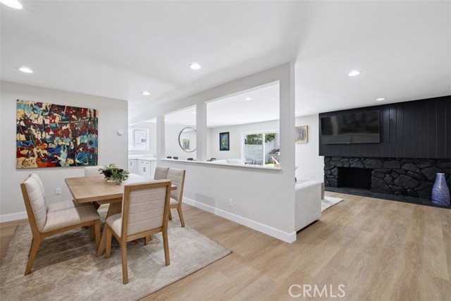 Detail Gallery Image 9 of 37 For 5704 Katherine St, Simi Valley,  CA 93063 - 5 Beds | 2 Baths