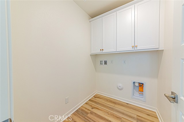 27505 Illumination Court, Valencia CA: https://media.crmls.org/medias/23351513-9c7a-457b-8b50-9cb46e2ba9cb.jpg