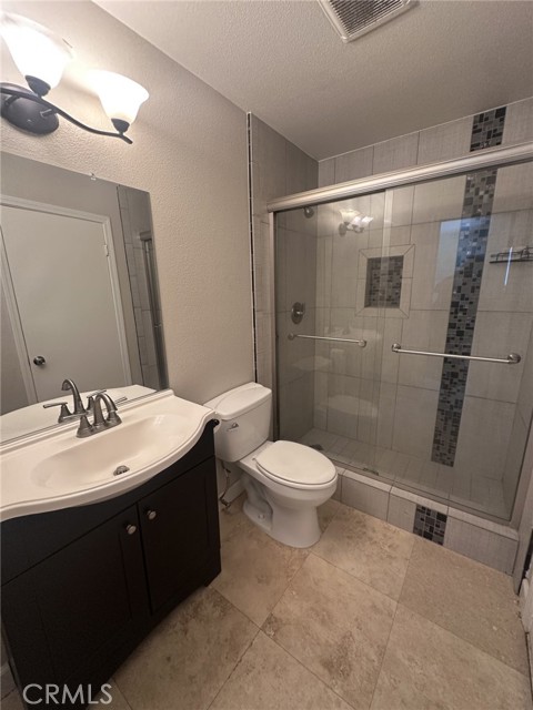Detail Gallery Image 10 of 15 For 145 E Hoover Ave, Orange,  CA 92867 - 3 Beds | 2 Baths