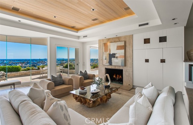 Detail Gallery Image 27 of 60 For 1535 Dolphin Terrace, Corona Del Mar,  CA 92625 - 3 Beds | 3/1 Baths