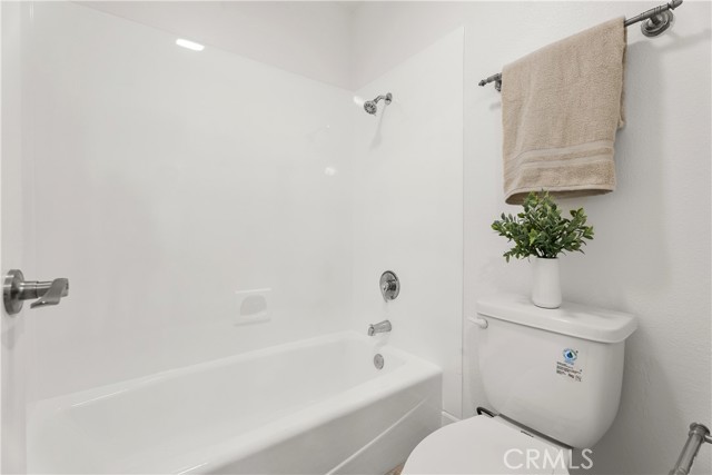 Detail Gallery Image 25 of 33 For 5151 Walnut Ave #34,  Irvine,  CA 92604 - 2 Beds | 2/1 Baths