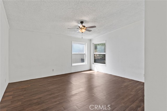 Detail Gallery Image 14 of 30 For 494 S Macy #155,  San Bernardino,  CA 92410 - 3 Beds | 2 Baths