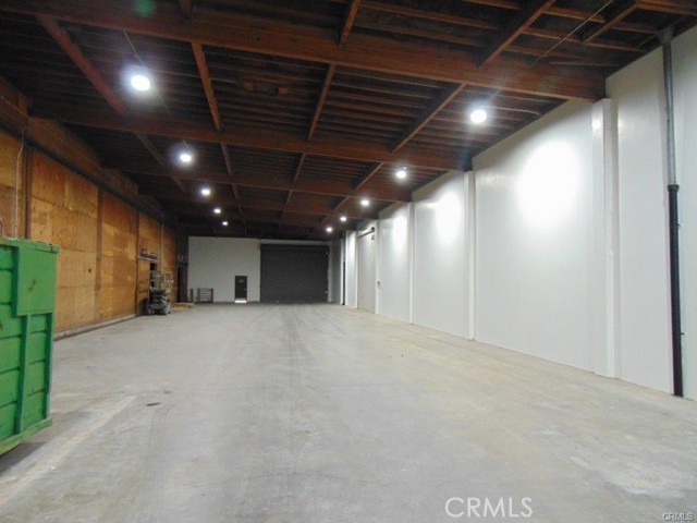 Image 14 of 27 For 250 Walsh Avenue