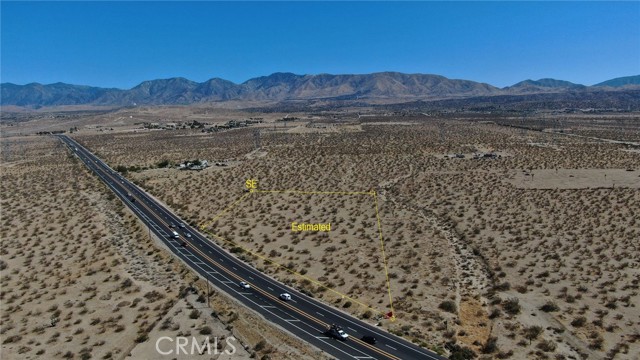 10707 Pearblossom Hwy, Littlerock CA: https://media.crmls.org/medias/2338ce75-ff21-4bce-8b3f-f919bf5140a6.jpg