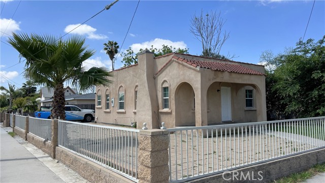 Detail Gallery Image 5 of 31 For 1005 W 9th St, San Bernardino,  CA 92411 - – Beds | – Baths