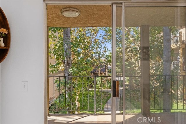 Detail Gallery Image 33 of 41 For 4201 W 5th St #225,  Santa Ana,  CA 92703 - 2 Beds | 1 Baths