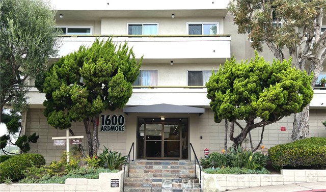 1600 Ardmore Avenue, Hermosa Beach, California 90254, 3 Bedrooms Bedrooms, ,1 BathroomBathrooms,Residential,Sold,Ardmore,SB21222583