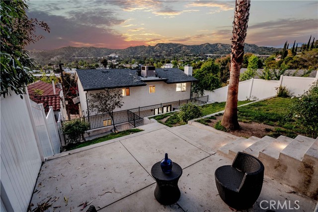 Detail Gallery Image 40 of 52 For 1440 Holbrook St, Eagle Rock,  CA 90041 - 3 Beds | 3/1 Baths