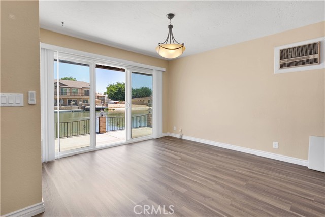 13435 Spring Valley, Victorville CA: https://media.crmls.org/medias/233bb1f4-5140-4dfa-9036-679a14481bf8.jpg