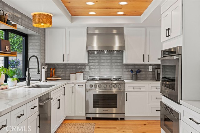 24301 Philemon Drive, Dana Point CA: https://media.crmls.org/medias/233bdd38-055e-4631-9257-e0fe244cb1ed.jpg