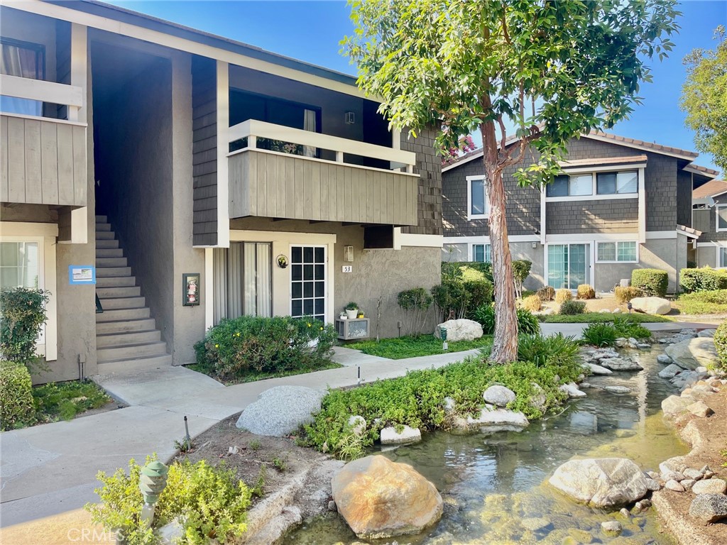 54 Streamwood