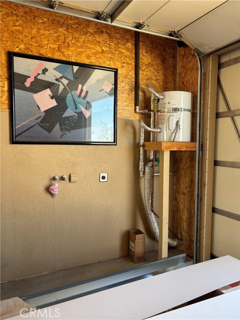 Detail Gallery Image 59 of 75 For 5975 Desert Star Rd #1-2,  Johnson Valley,  CA 92285 - 2 Beds | 4 Baths