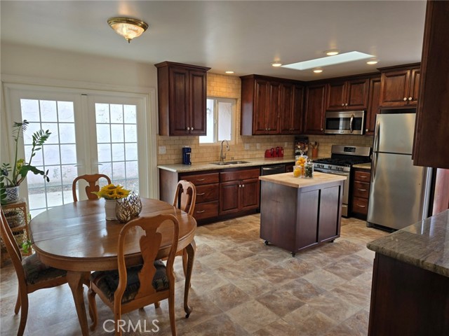 Detail Gallery Image 2 of 18 For 403 Orchard Ave, Arroyo Grande,  CA 93420 - 3 Beds | 2 Baths