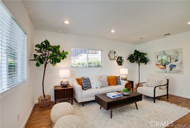  Income Home for Sale in Los Angeles, California