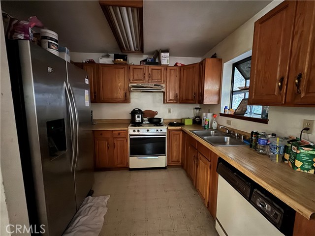 15835 Bottle Rock Road, Cobb CA: https://media.crmls.org/medias/233e03a1-880d-47a2-8458-8897472e5fd6.jpg
