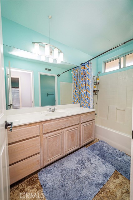 Image 25 of 75 For 29105 Shorecliff Drive