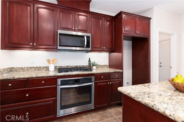 Detail Gallery Image 8 of 37 For 5761 Yarrow Dr, Santa Maria,  CA 93455 - 2 Beds | 2 Baths