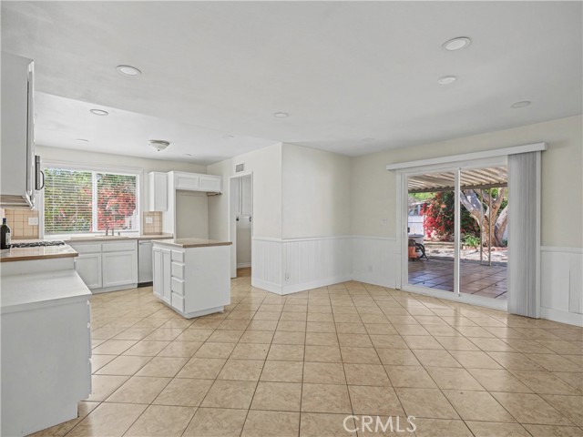 Detail Gallery Image 40 of 62 For 6151 Neddy, Woodland Hills,  CA 91367 - 3 Beds | 2 Baths