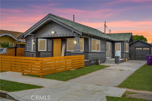MLS# OC23085736