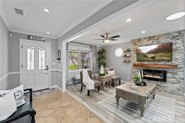 18516 Casandra Avenue, Cerritos CA: https://media.crmls.org/medias/23406c89-de05-4085-8575-a17575c28da3.jpg