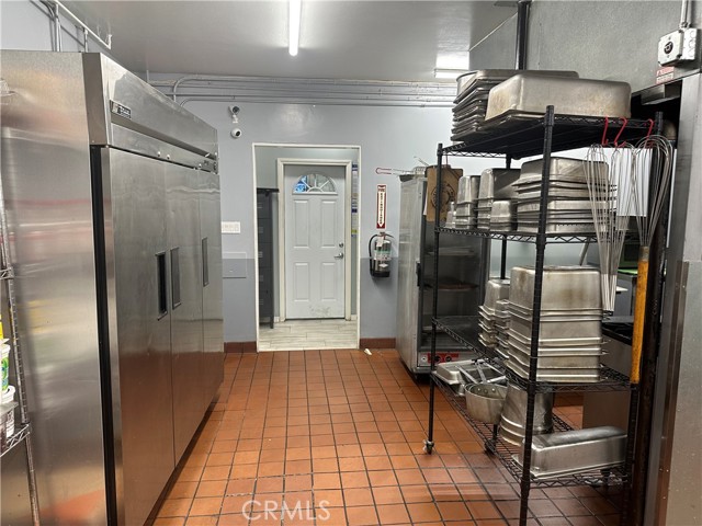 1717 S Main Street, Santa Ana, California 92707, ,Commercial Sale,For Sale,1717 S Main Street,CRDW23140458