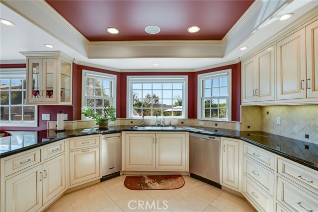20 Country Lane, Rolling Hills Estates, California 90274, 5 Bedrooms Bedrooms, ,3 BathroomsBathrooms,Residential,Sold,Country,PV21231535
