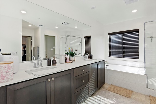 Detail Gallery Image 27 of 31 For 12465 Gramercy Ln, Victorville,  CA 92392 - 5 Beds | 4 Baths