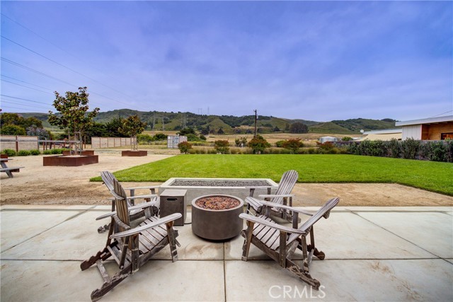 2289 Falcon Ridge Lane, Los Osos CA: https://media.crmls.org/medias/2343a4f1-1e14-49c1-b03f-61690916369a.jpg