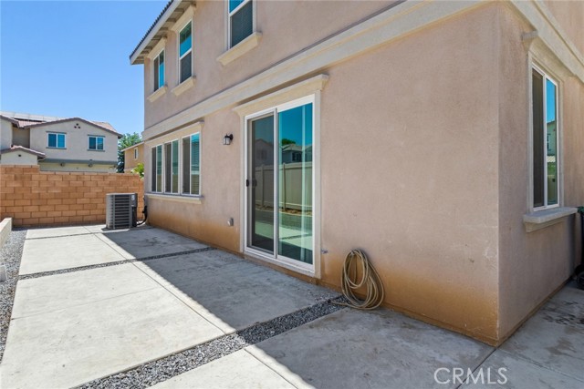 Detail Gallery Image 27 of 34 For 24964 Dassault Ct, Moreno Valley,  CA 92553 - 4 Beds | 2/1 Baths