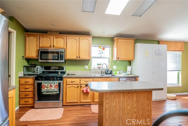 Detail Gallery Image 13 of 56 For 22241 Nisqually #74,  Apple Valley,  CA 92308 - 4 Beds | 2 Baths