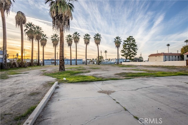 Detail Gallery Image 13 of 31 For 4023 O St, Bakersfield,  CA 93301 - – Beds | – Baths