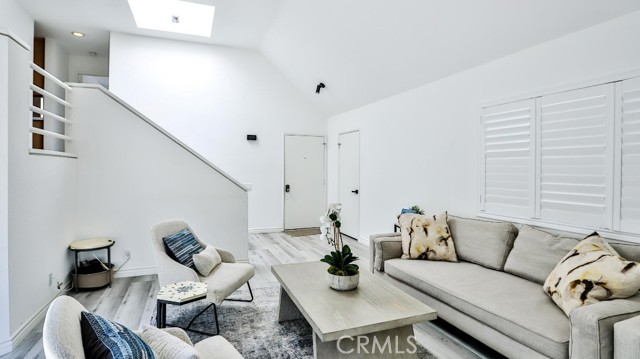 5739 E Stillwater Avenue, Orange CA: https://media.crmls.org/medias/234509d1-39e2-4812-b23e-c821d40e0cba.jpg