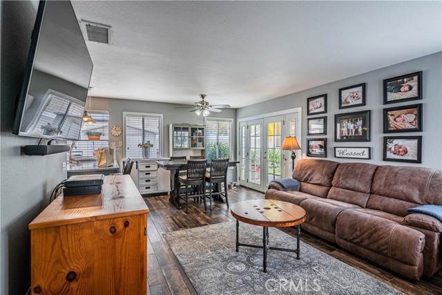 Detail Gallery Image 11 of 59 For 29385 N Lake Dr, Lake Elsinore,  CA 92530 - 3 Beds | 2/1 Baths