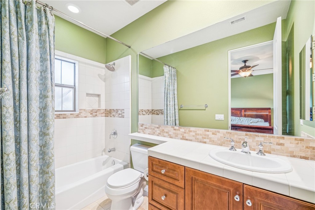 MLS #OC25251295 image #34